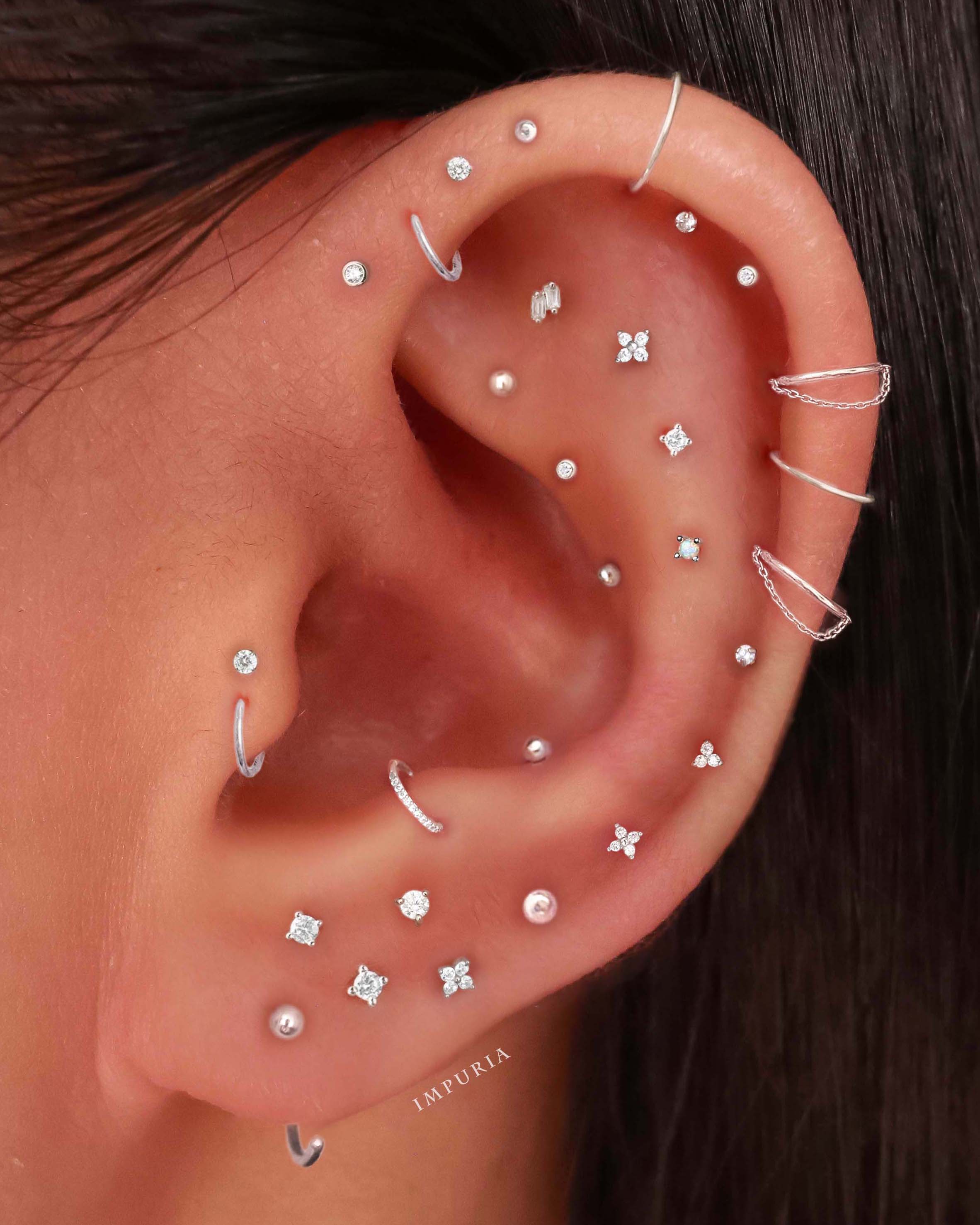 Stellar Single Chain Hoop Ring Clicker