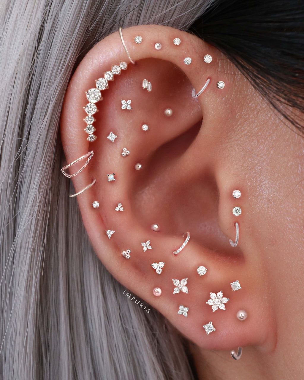 Stellar Single Chain Hoop Ring Clicker